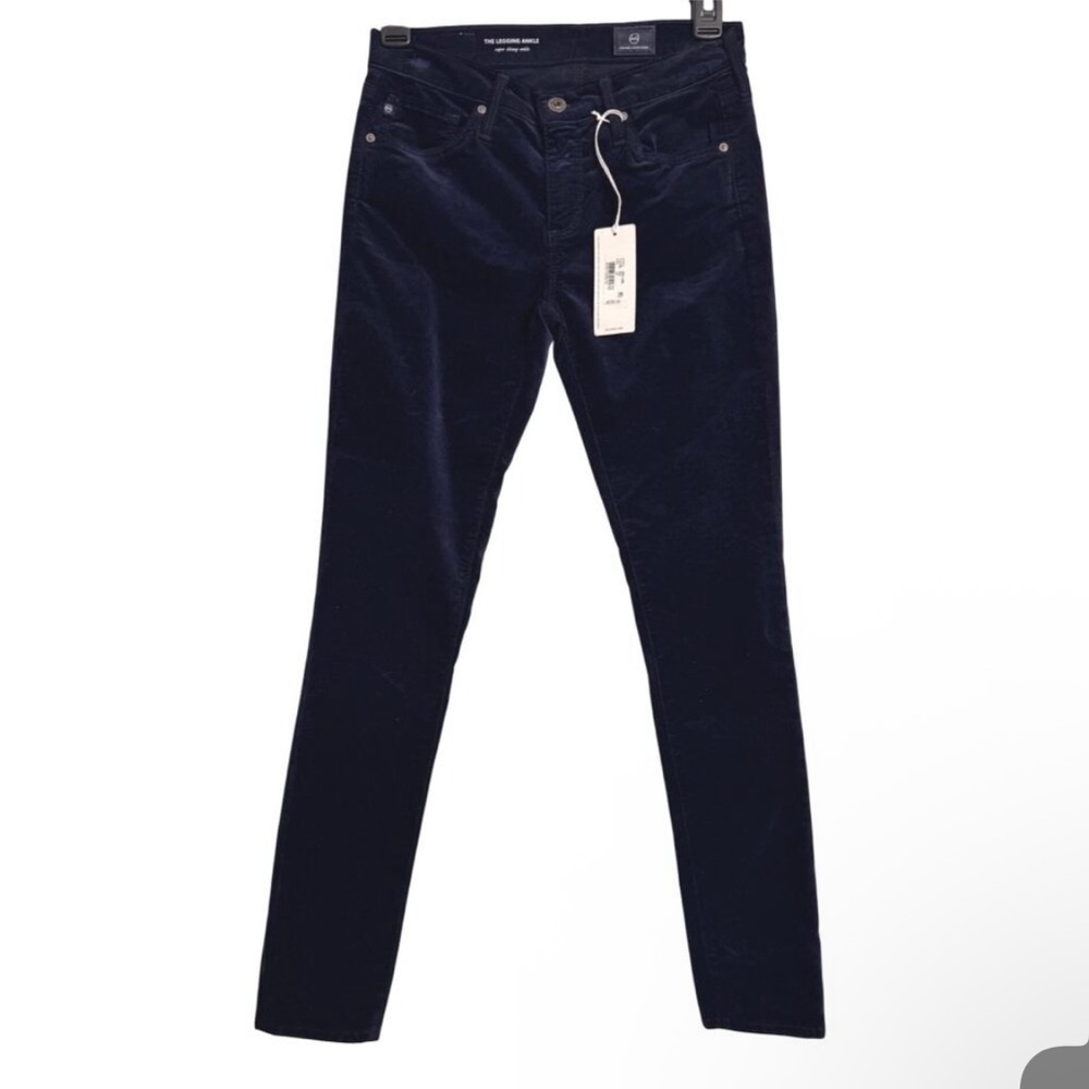 AG The Legging Ankle Size 24
Super Skinny Ankle Dark Blue
Velvet NWT Adriano